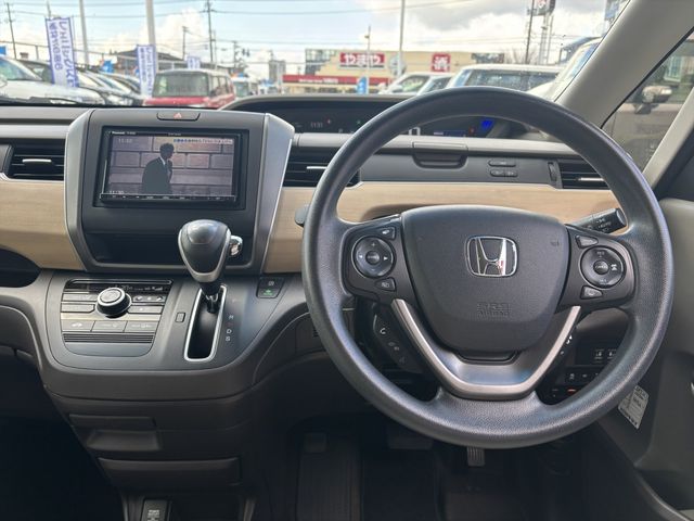 HONDA FREED 2019