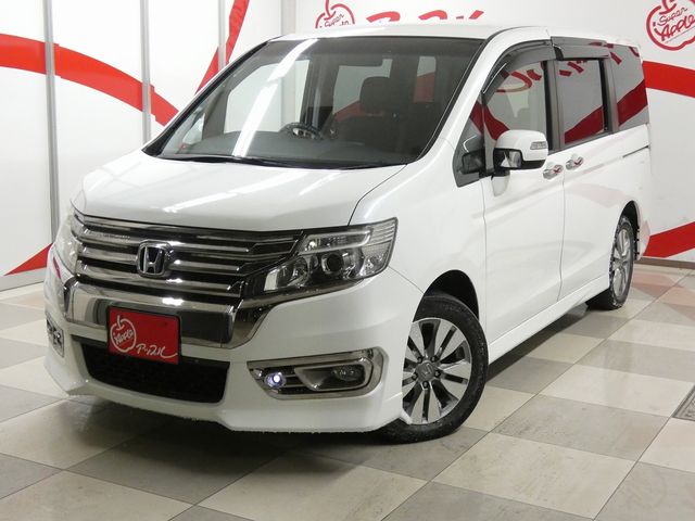 HONDA STEPWAGON SPADA 4WD 2014