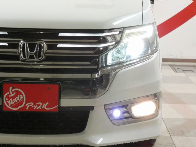 HONDA STEPWAGON SPADA 4WD 2014