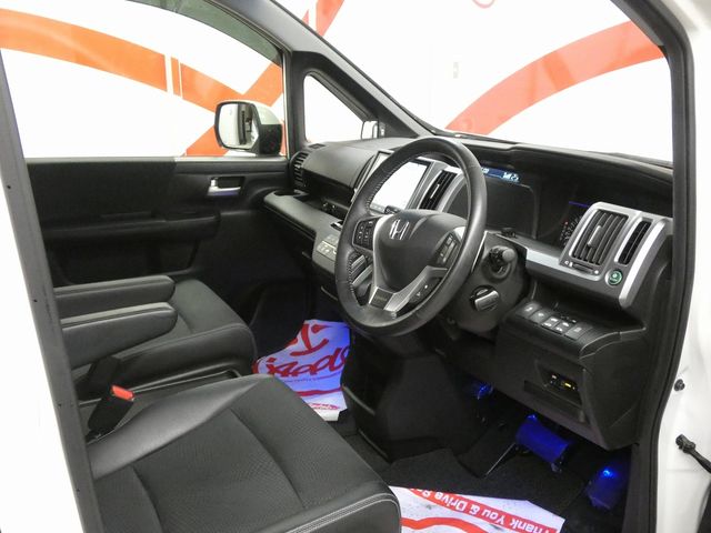 HONDA STEPWAGON SPADA 4WD 2014