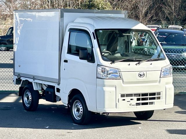 DAIHATSU HIJET truck 4WD 2022