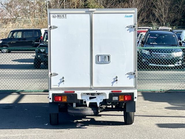 DAIHATSU HIJET truck 4WD 2022