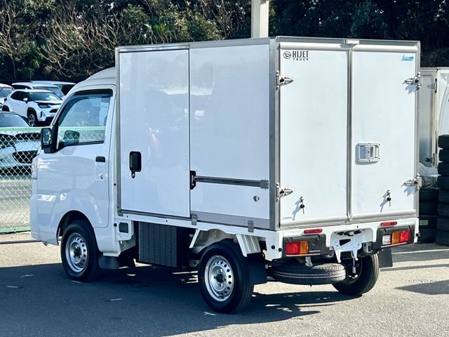 DAIHATSU HIJET truck 4WD 2022