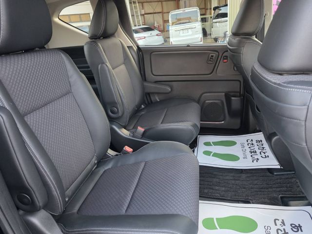 HONDA FREED HYBRID 2023