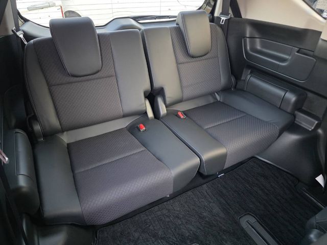 HONDA FREED HYBRID 2023