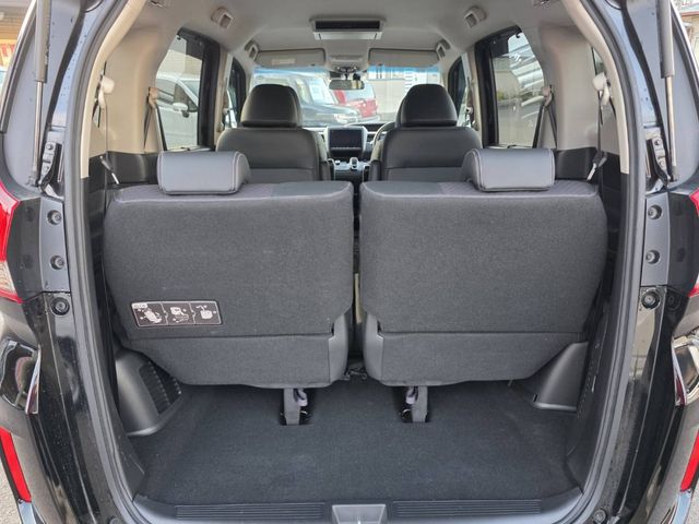 HONDA FREED HYBRID 2023