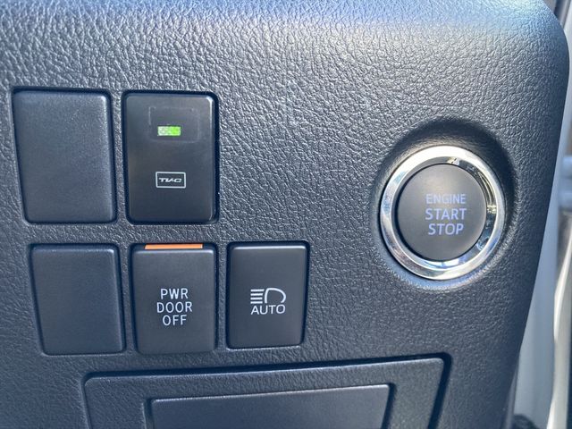 TOYOTA ALPHARD 4WD 2020