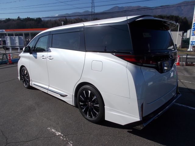 TOYOTA VELLFIRE 4WD 2024