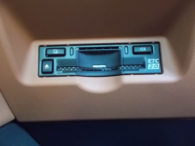 TOYOTA VELLFIRE 4WD 2024