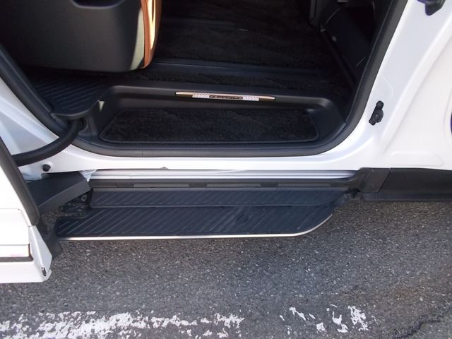 TOYOTA VELLFIRE 4WD 2024