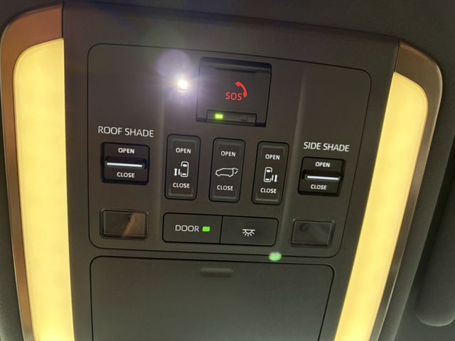 TOYOTA VELLFIRE 4WD 2024