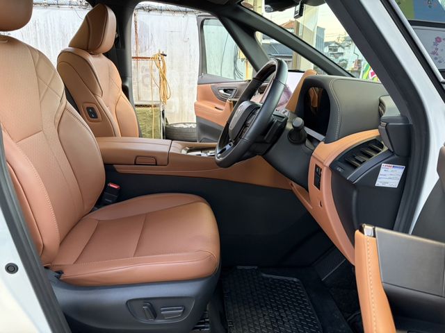 TOYOTA VELLFIRE 4WD 2024