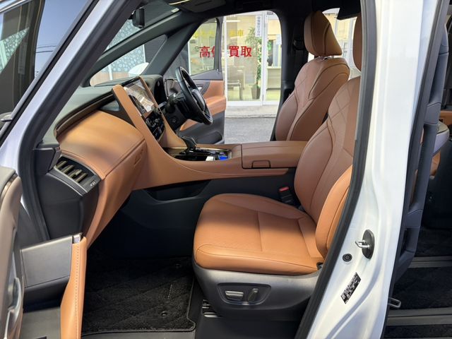 TOYOTA VELLFIRE 4WD 2024