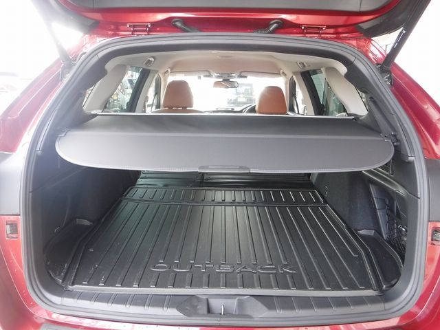 SUBARU LEGACY OUTBACK 2022