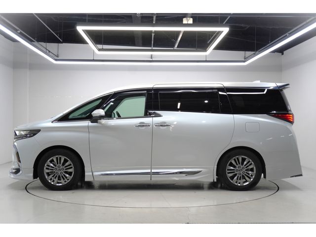 TOYOTA ALPHARD hybrid 2025