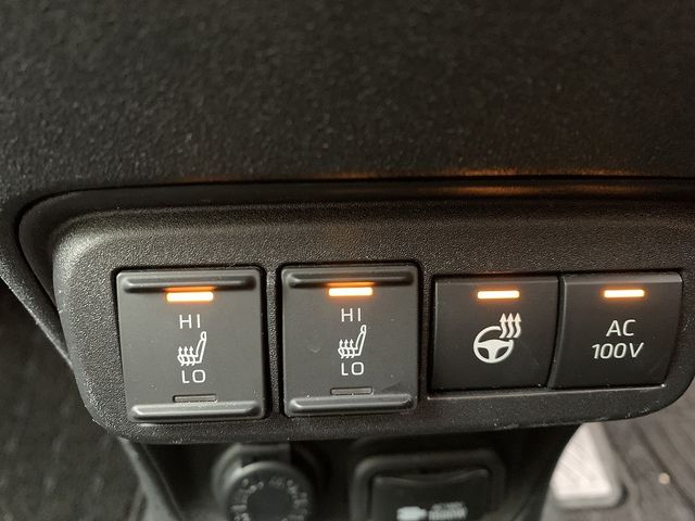 TOYOTA SIENTA HYBRID 2023