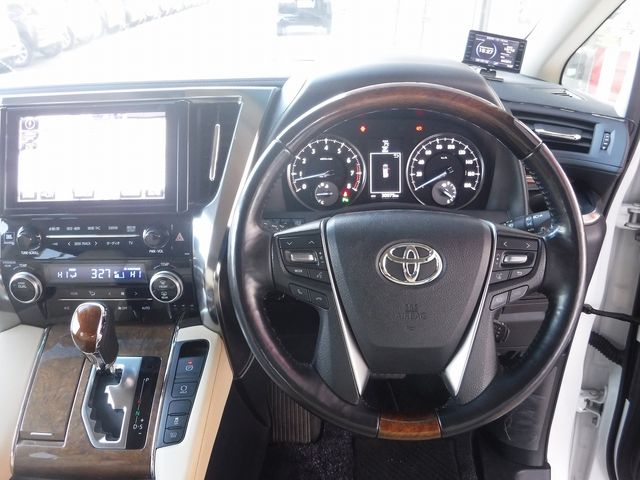 TOYOTA ALPHARD 4WD 2016