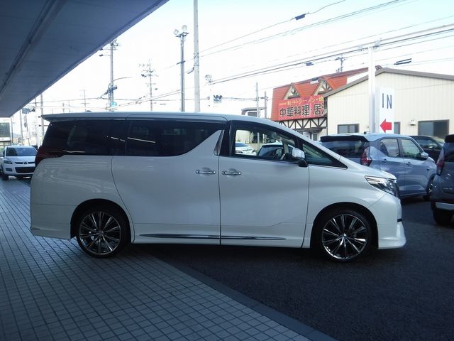 TOYOTA ALPHARD 4WD 2016
