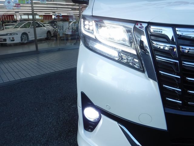 TOYOTA ALPHARD 4WD 2016