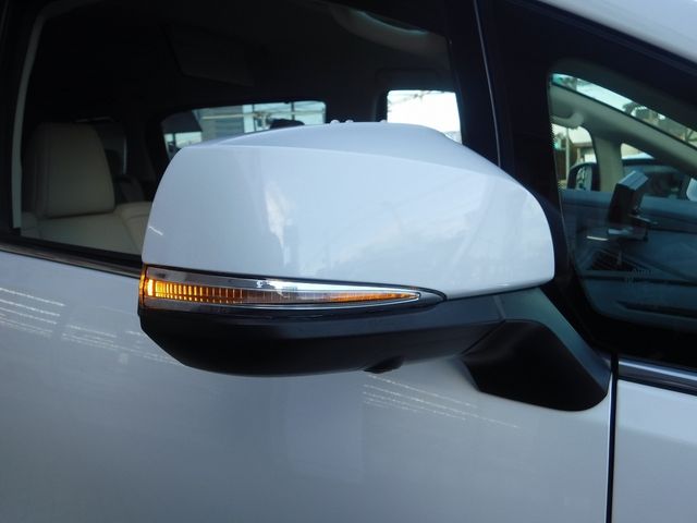 TOYOTA ALPHARD 4WD 2016