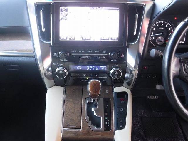 TOYOTA ALPHARD 4WD 2016