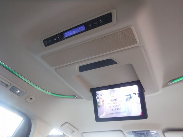 TOYOTA ALPHARD 4WD 2016