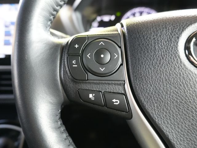 TOYOTA ESQUIRE HYBRID 2020