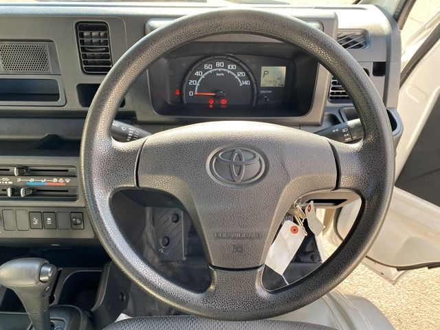 TOYOTA PIXIS truck 2019