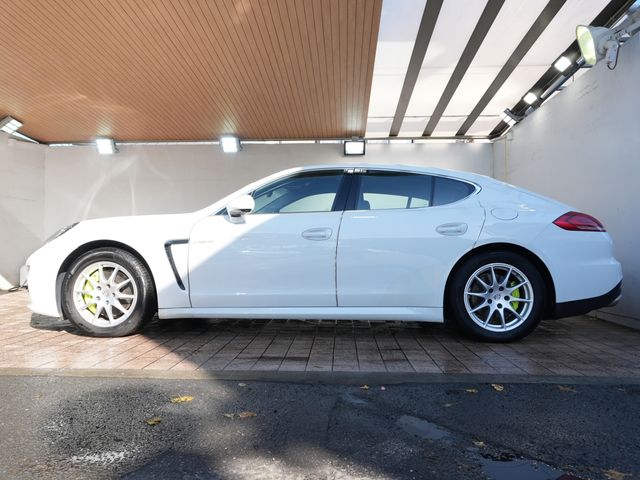 PORSCHE PORSCHE PANAMERA 2015