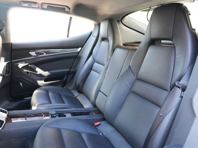 PORSCHE PORSCHE PANAMERA 2015