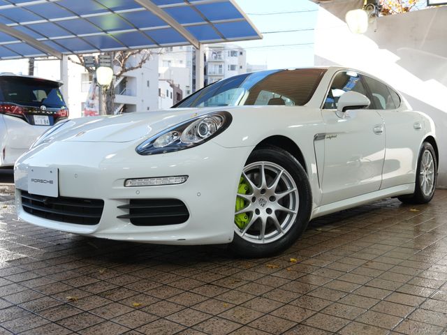 PORSCHE PORSCHE PANAMERA 2015