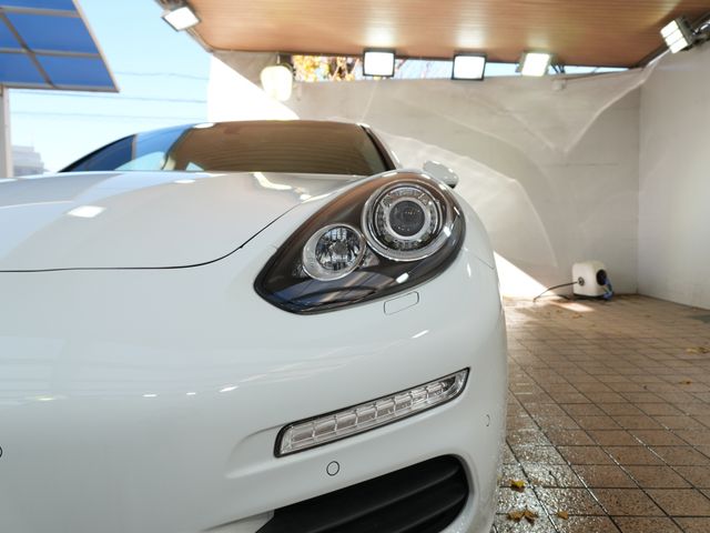 PORSCHE PORSCHE PANAMERA 2015