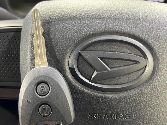 DAIHATSU HIJET CARGO 4WD 2024