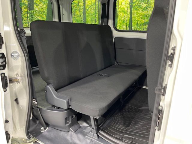 DAIHATSU HIJET CARGO 4WD 2024