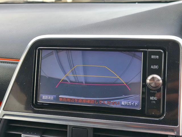 TOYOTA SIENTA HYBRID 2017