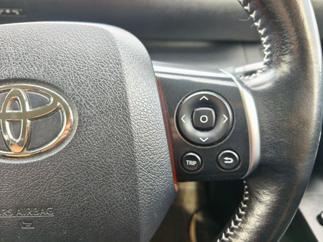 TOYOTA SIENTA HYBRID 2017