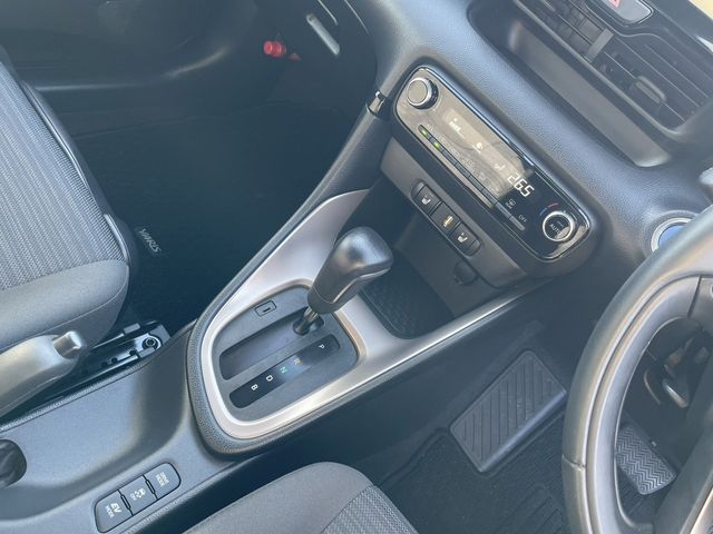 TOYOTA YARIS HYBRID 2020