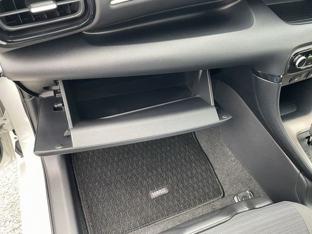 TOYOTA YARIS HYBRID 2020