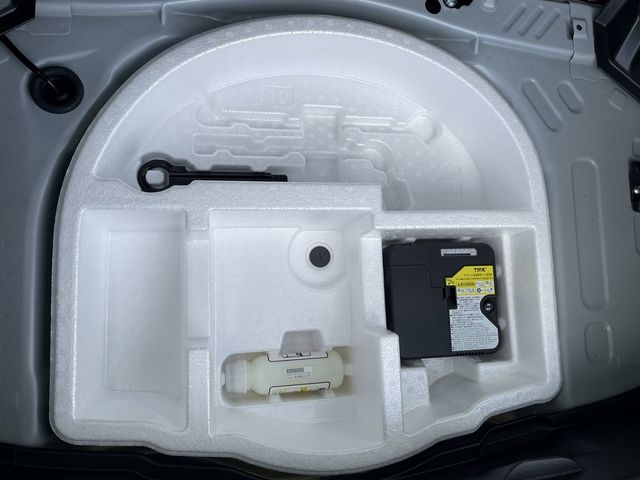 TOYOTA YARIS HYBRID 2020