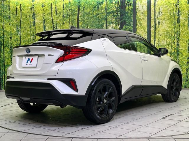 TOYOTA C-HR 2021
