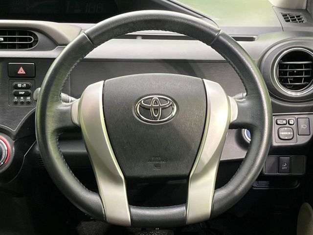 TOYOTA AQUA 2013