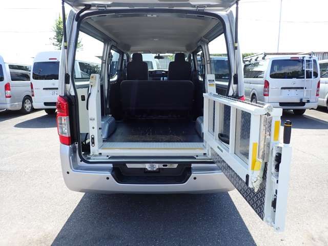NISSAN NV350 CARAVAN 4WD 2020