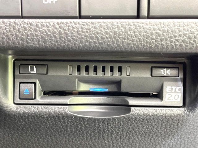 TOYOTA HARRIER 2WD 2021