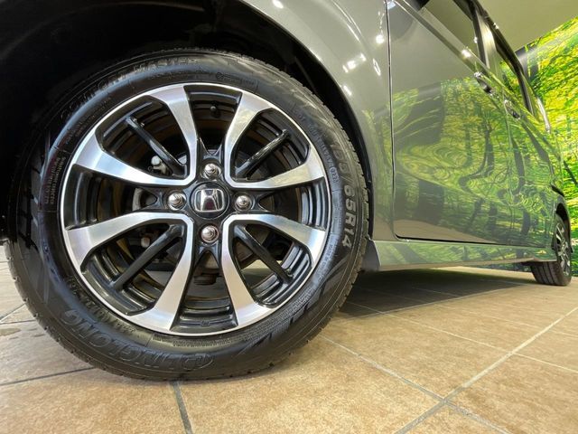 HONDA N BOX CUSTOM 2019