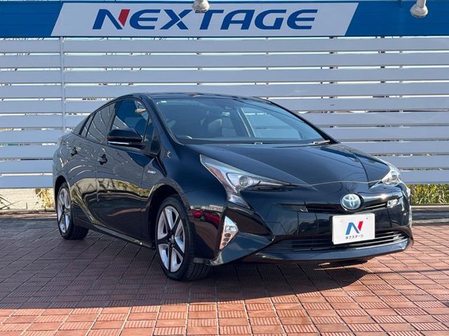 TOYOTA PRIUS 4WD 2016