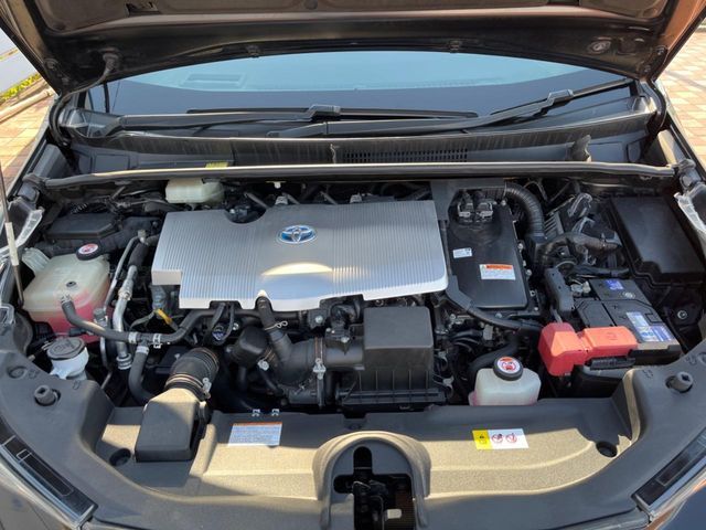 TOYOTA PRIUS 4WD 2016