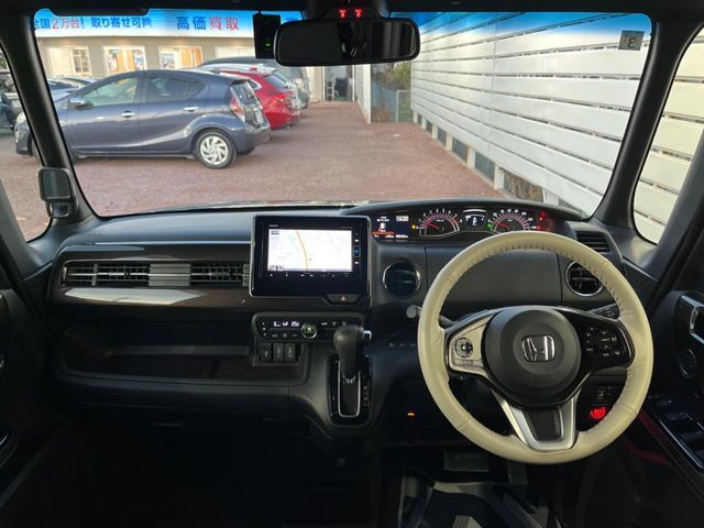 HONDA N BOX CUSTOM 2019