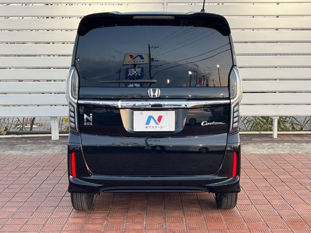 HONDA N BOX CUSTOM 2019