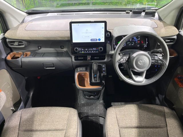 TOYOTA SIENTA HYBRID 2023