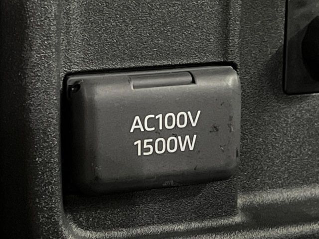 TOYOTA SIENTA HYBRID 2023